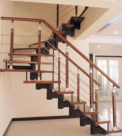 �s������-024